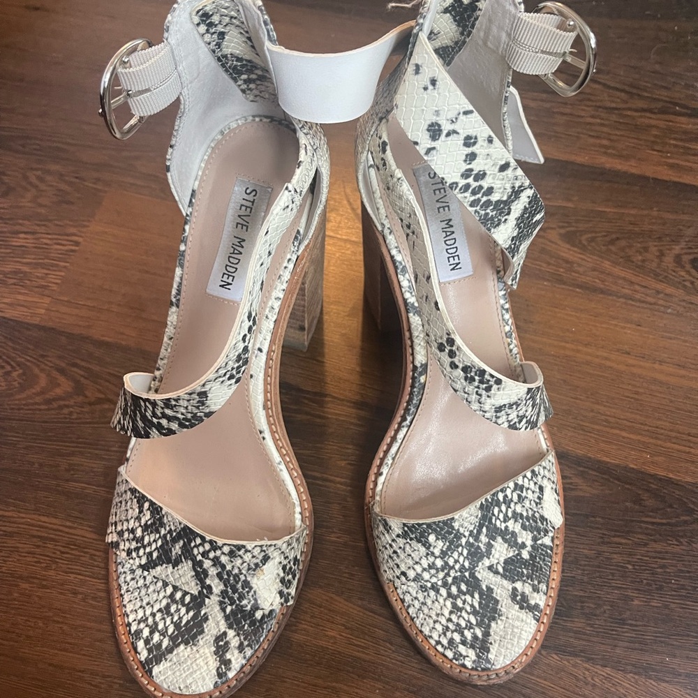 Steve Madden snakeskin heels